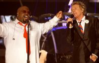 CeeLo-Green-feat.-Rod-Stewart-Merry-Christmas-Baby-Live